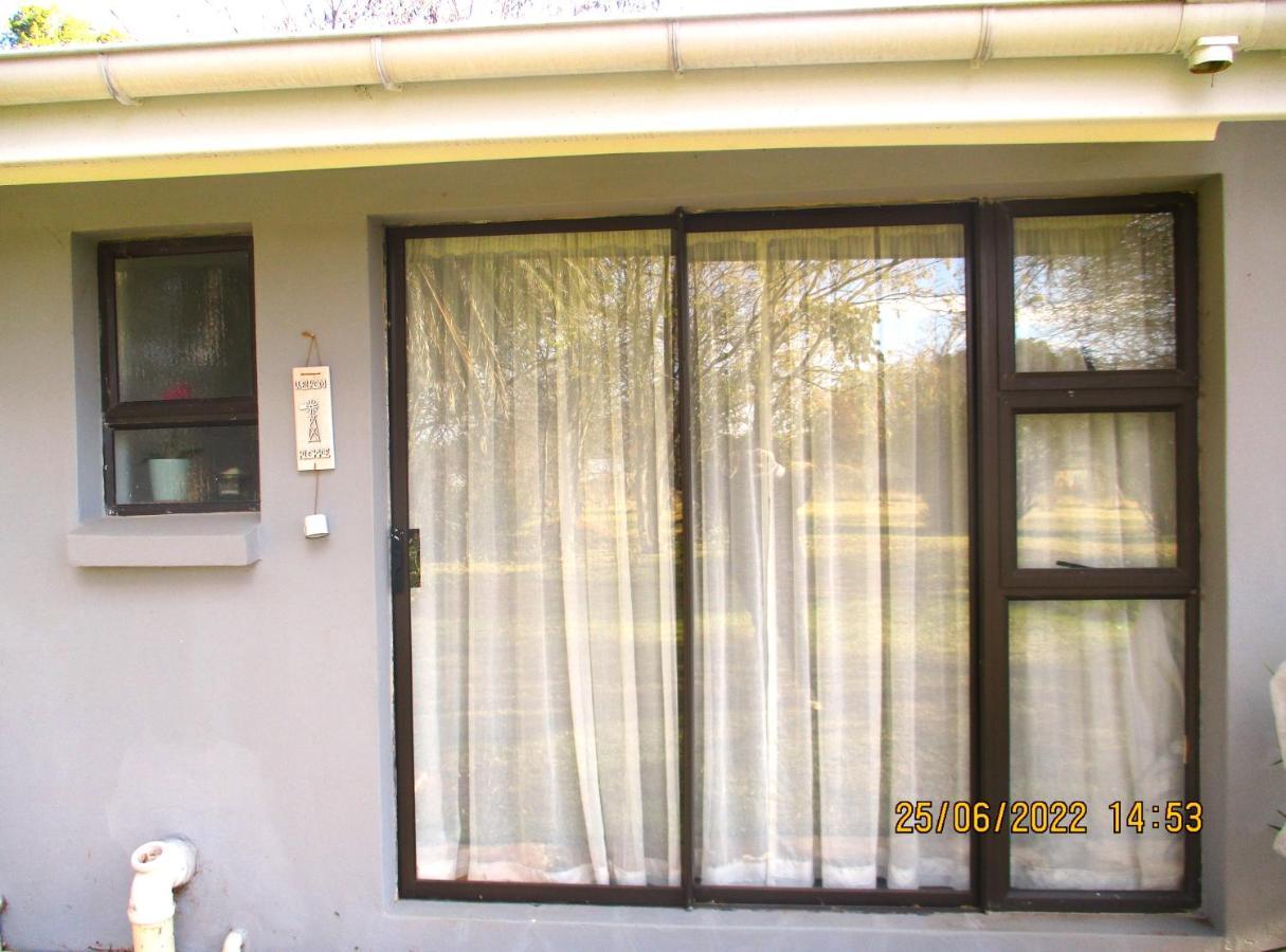 Lekker Rus Apartment บลูมฟอนเทน ภายนอก รูปภาพ